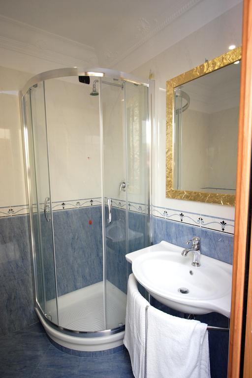 Guest House Galaxy Rome Bagian luar foto