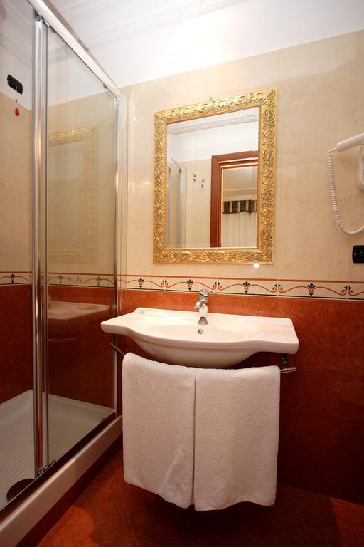 Guest House Galaxy Rome Bagian luar foto