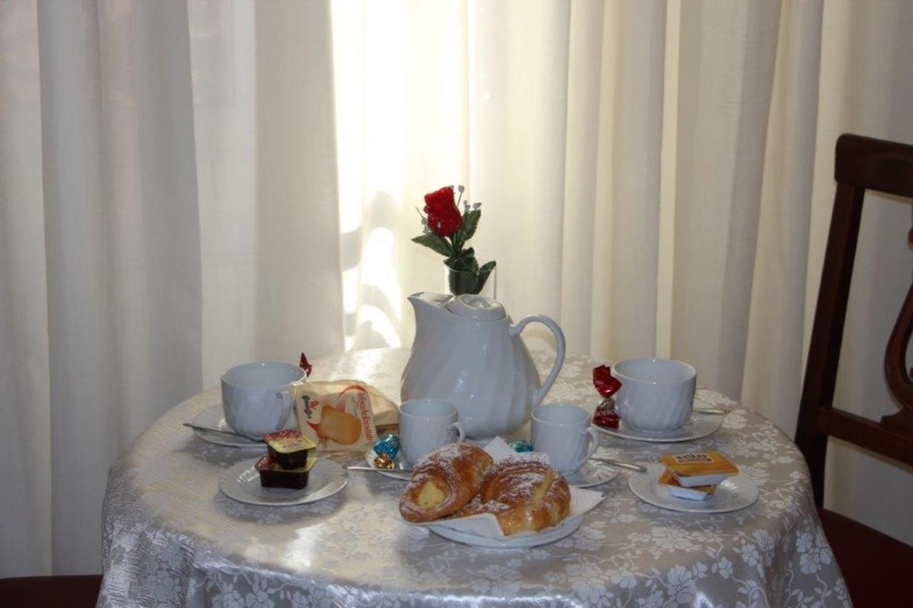 Guest House Galaxy Rome Bagian luar foto