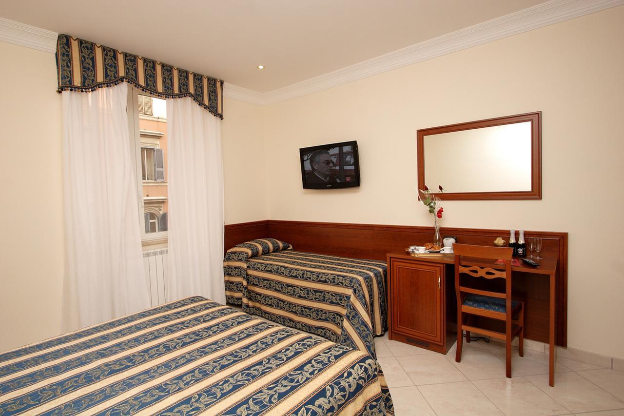 Guest House Galaxy Rome Bagian luar foto